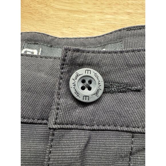 Travis Mathew Lot 2 pair Golf Shorts Men's size 40 Heathered Gray & Black - Picture 10 of 12